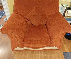 FREE! sofas need gone today - Image 3/3