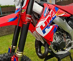 2005 Honda CR