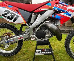 2005 Honda CR - Image 3/6