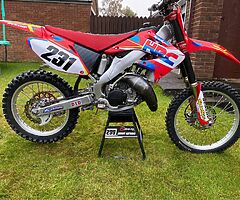 2005 Honda CR - Image 5/6