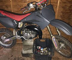 Honda cr85