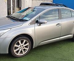11 TOYOTA AVENSIS 2.0D4D AURA