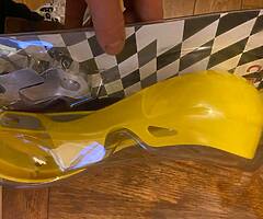 Wrap around handguards