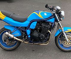 Suzuki bandit 600 

2000

24k miles 
... - Image 5/5