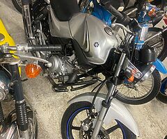 Yamaha ybr 125 2007 

Around 8k miles 

Some small blemishes hence £875 or May part exchange cash ei
