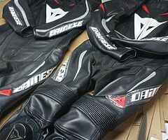 Customized suit included boots gloves complete set with top quality in best price - Image 4/10