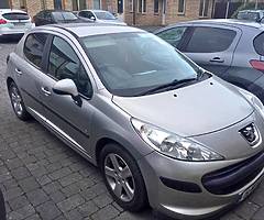 Peugeot 207 1.4 petrol 06