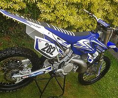 08 YZ250