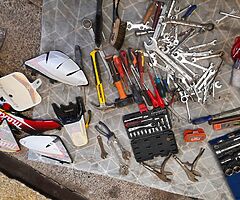 Motor bike gear boots tools pitbike plastics - Image 8/9