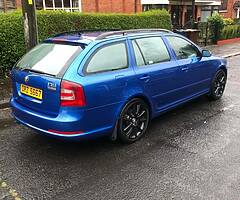 2010 Volkswagen Passat - Image 8/10
