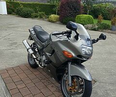 Kawasaki ZZR 600 - Image 10/10