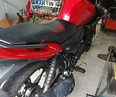 9000 miles, 2 new tyres, 2 new sprockets and a new chain only on about 3 months ago, easy on fuel
Du
