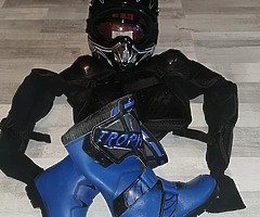 Motorcycle armour!/boots/helmet with googles
