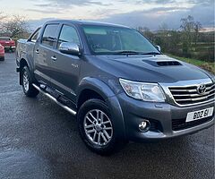 2014 Toyota Hilux - Image 5/8