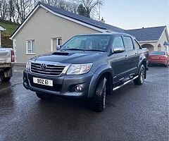 2014 Toyota Hilux - Image 7/8