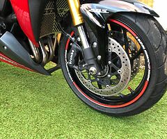 Suzuki GSXS 1000