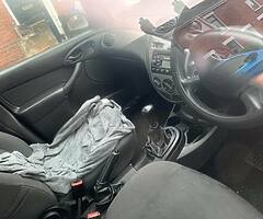 2003 Ford Focus Lx 1.6 petrol motd till 28th of may 2021 - Image 4/5