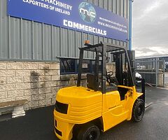 FOR SALE: Caterpillar Forklift - Image 7/10