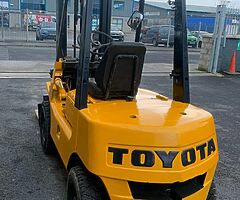 FOR SALE: Toyota Forklift - Image 4/4