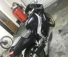 FZR 250
