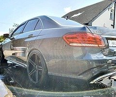 MERSEDES BENDZ E300 2.1DIESEL HYBRID - Image 6/10