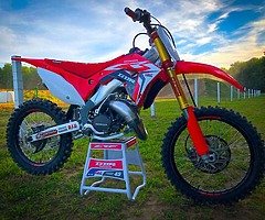 Any 85 or 125s about less than 1500?