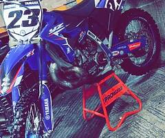 LOOKING FOR 250/125 preferably yamaha