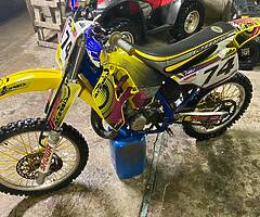 Suzuki RM 125 2 stroke