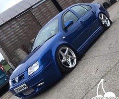 Loooking