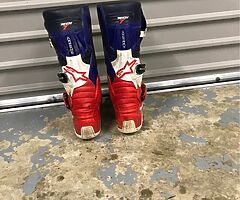 Alpinestars tech 7 motocross boots