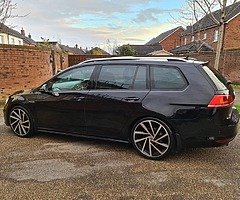 2015 VOLKSWAGEN GOLF GTD ESTATE AUTO DSG 2.0 TDI 184BHP + PAN ROOF + HEATED LEATHER + PRO SAT NAV