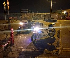 Yamaha Fzr400 - Image 4/4