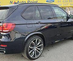 152 BMW X5 M SPORT HYBRID PLUG IN 4X4 AUTOMATIC SUV. €170 A YEAR ROAD TAX  - Image 4/10