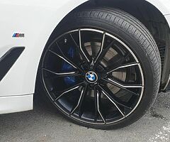 172 BMW 530E M SPORT HYBRID PLUG IN. ONLY 33.000 MILES.