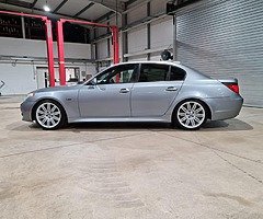 2006 BMW Series 5