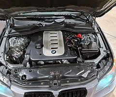 2006 BMW Series 5
