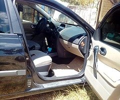 2007 SATILIK MEGAN 2 ORİJİNAL - Image 3/8