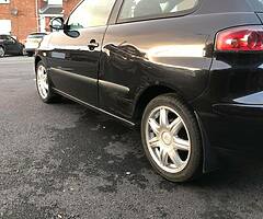 Seat - Image 7/8