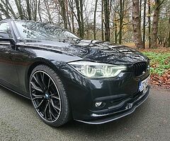 2017 BMW 320D TOURING - Image 7/10