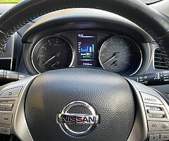 2015 Nissan Pulsar - Image 6/10