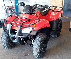 Honda trx 250.. manual shift.. bike