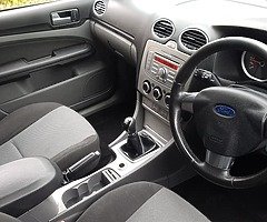 Ford Focus ZETEC - Image 6/8