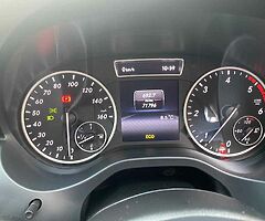 2014 Mercedes-Benz A-Class - Image 7/10