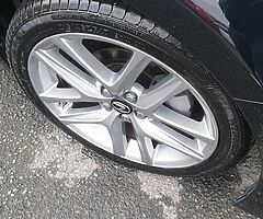 2017 LEXUS CT200H EXECUTIVE HYBRID AUTOMATIC ONLY 29,000 MILES 