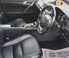 2017 LEXUS CT200H EXECUTIVE HYBRID AUTOMATIC ONLY 29,000 MILES  - Image 3/9