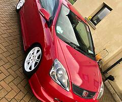 ep2 front bumper and grill wanted preferable red