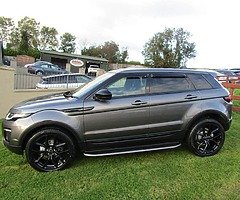 2016 Land Rover Range Rover Evoque - Image 3/9