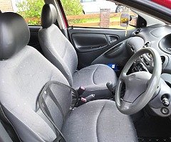 01 Toyota yaris 1.0. Taxed till 1/20.NCT 1/20 - Image 4/7