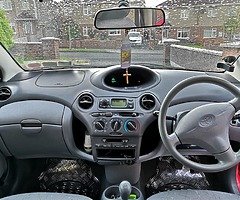 01 Toyota yaris 1.0. Taxed till 1/20.NCT 1/20 - Image 6/7
