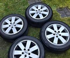 Wheels galaxy sharan alhambra